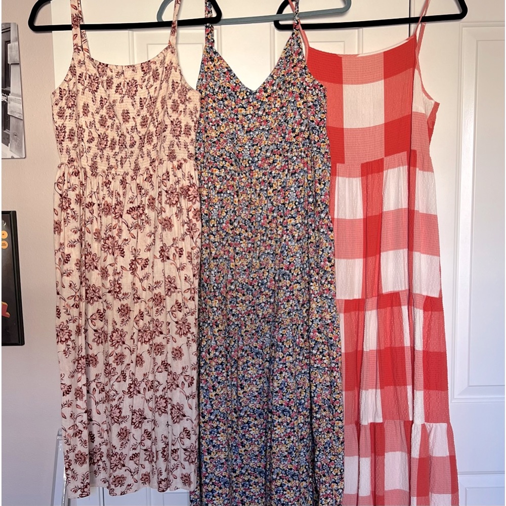 Three summer maxi dresses one price! Old Navy and Ann Taylor Loft - medium